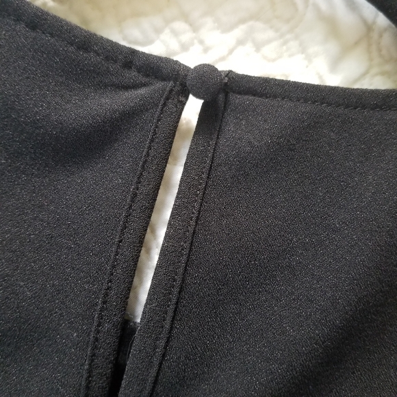 Who What Wear Black Peplum Sleeveless Top - Picture 4 of 5